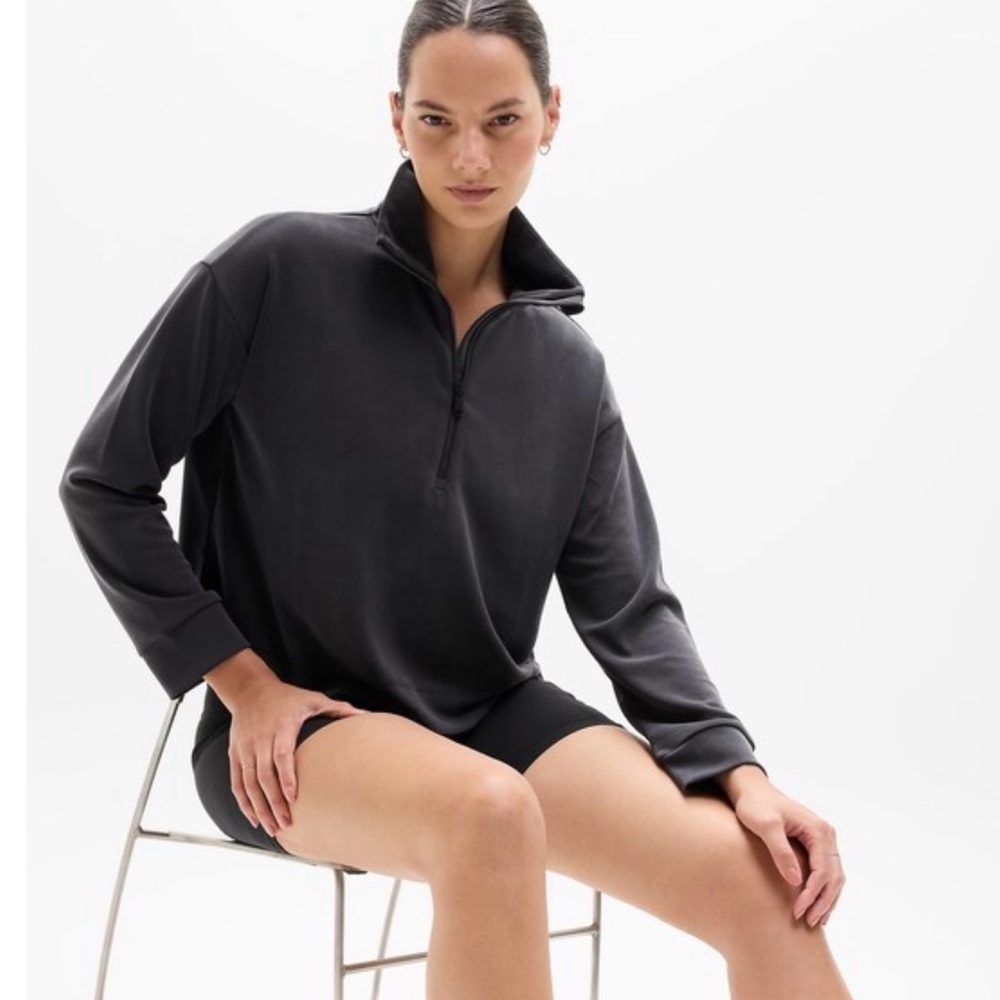 Athleta Seasoft Quarter Zip Black Size Large
